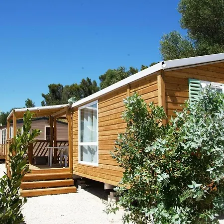 Campsite Camping Le Mas De Pierredon **** - Maeva Camping *