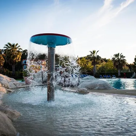 Campsite Camping Le Mas De Pierredon **** - Maeva Camping Sanary-sur-Mer