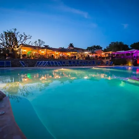 Campeggio Camping Le Mas De Pierredon **** - Maeva Camping